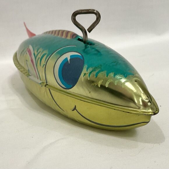 Vintage 1950’s Chein Tin Wind Up Mechanical Fish Toy Works - Picture 4 of 16